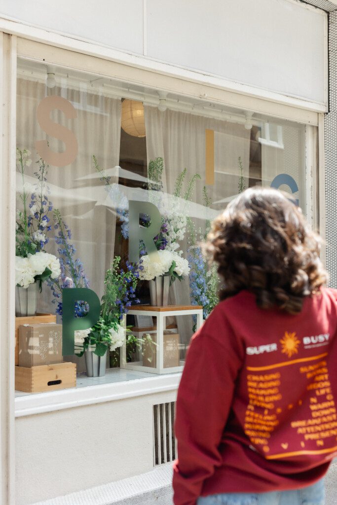 Spring window – Ana